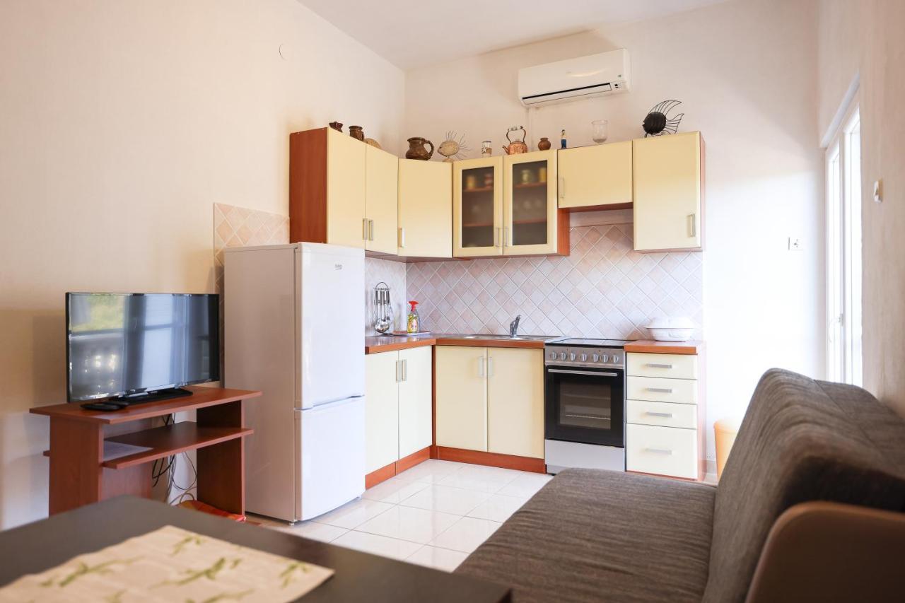Apartments Marta Verunic Exterior photo